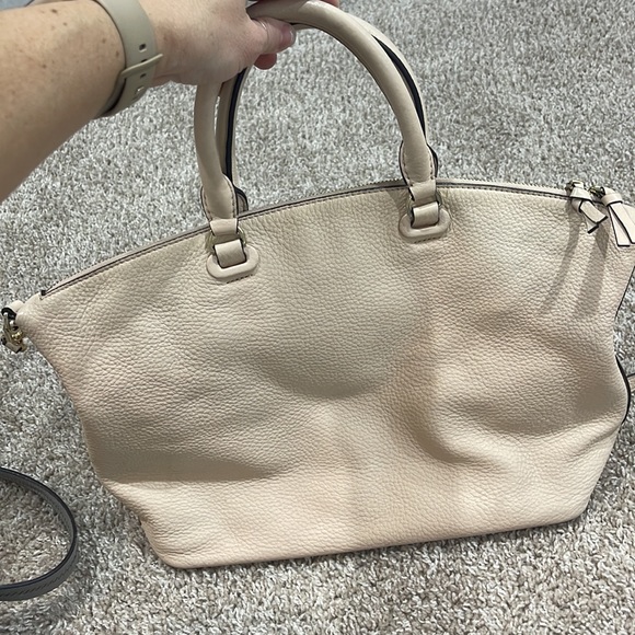 Crossbody Bag - Picture 4 of 7